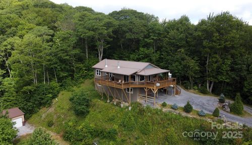 211 Sky Dr, Maggie Valley, NC, 28751 | Card Image