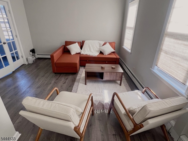 Residential Lease in Harrison Town 2