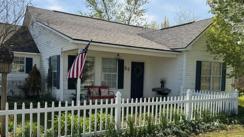 50 Lovett Ln, Morrilton, AR, 72110-8944 | Card Image