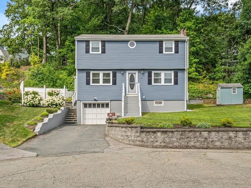 17 Dale Cir, Waltham, MA, 02451-3709 | Card Image