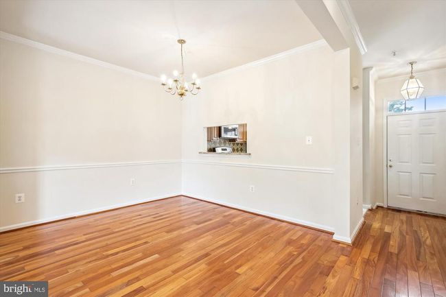 6119 Madison Crest Ct, Townhouse with 3 bedrooms, 4 bathrooms and null parking in FALLS CHURCH VA | Image 6