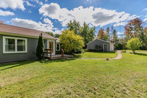 14615 Sperry Rd, Newbury, OH, 44065-9715 | Card Image