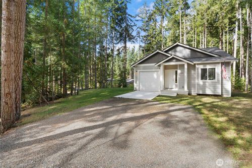 18425 Rampart Dr Se, Yelm, WA, 98597-8002 | Card Image