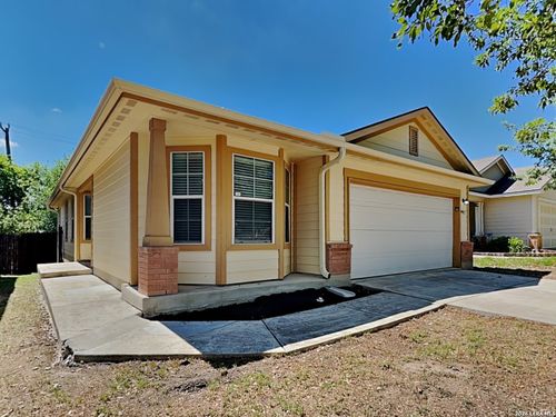 9822 Vandenberg, San Antonio, TX, 78245 | Card Image