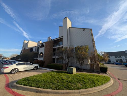 apt-423-6108 Abrams Rd, Dallas, TX, 75231-8032 | Card Image