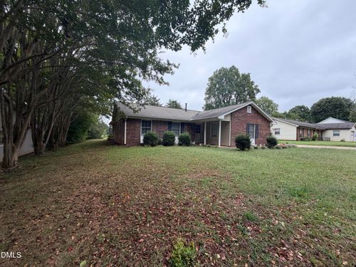 305 Westminster Drive, Elon, NC, 27244 | Card Image