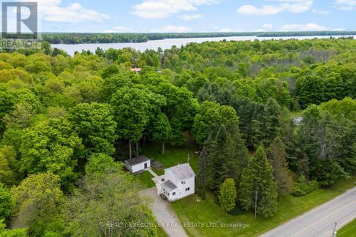 93 Old Kingston Rd, Lombardy, ON, K0G1L0 | Card Image