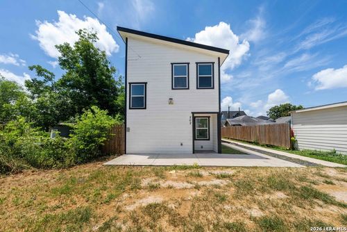 202-323 Gabriel, San Antonio, TX, 78202-1523 | Card Image