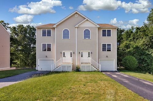 27 Christine Dr, Worcester, MA, 01604-1781 | Card Image