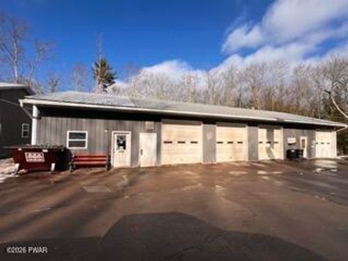 1611 Beach Lake Hwy, Beach Lake, PA, 18405-4062 | Card Image