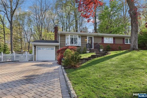 97 Ramapo Hills Blvd, Oakland, NJ, 07436-3908 | Card Image
