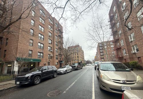 apt-5a-33-47 91st St, Jackson Heights, NY, 11372-1730 | Card Image