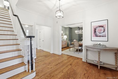 15 Davis Ave, Rye, NY, 10580-4109 | Card Image