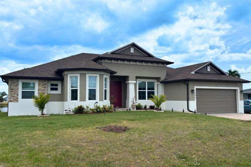 729 Crestview Cir Nw, PORT CHARLOTTE, FL, 33948-2103 | Card Image