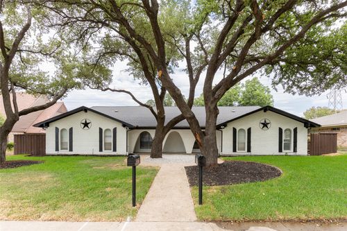 7611 Dentcrest Dr, Dallas, TX, 75254-8025 | Card Image