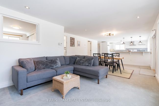 336 Peek A Boo Trail, House other with 6 bedrooms, 2 bathrooms and 4 parking in Tiny ON | Image 10