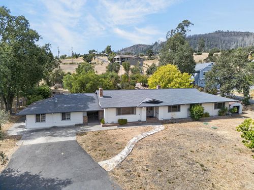 873 Wildwood Trl, Santa Rosa, CA, 95409-4420 | Card Image