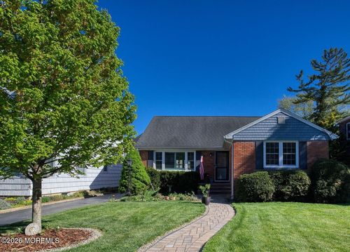 230 River Rd, Red Bank, NJ, 07701-2371 | Card Image