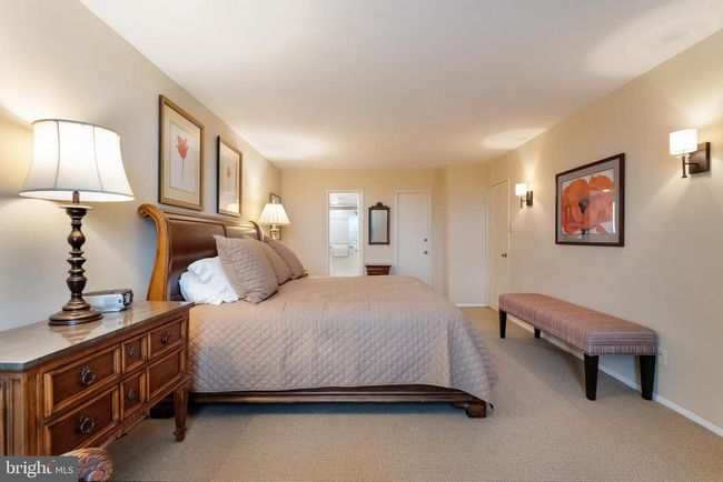 APT-321 - 1800 Old Meadow Rd, Condo with 2 bedrooms, 2 bathrooms and null parking in MCLEAN VA | Image 14