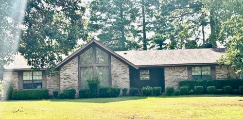 100 Holly St, El Dorado, AR, 71730-3673 | Card Image