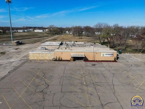 1901 N Kansas Ave, Topeka, KS, 66608-1811 | Card Image