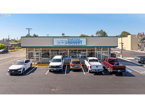 1921 Virginia Ave, North Bend, OR, 97459-2333 | Card Image