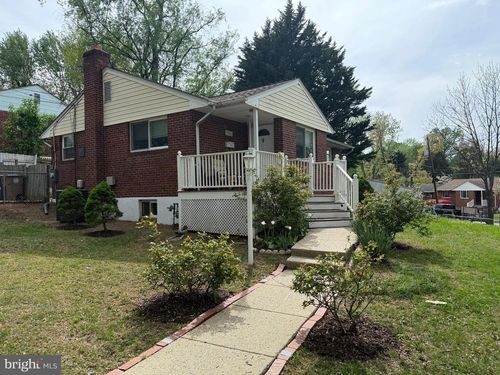 1901 Gainsboro Rd, ROCKVILLE, MD, 20851-2215 | Card Image