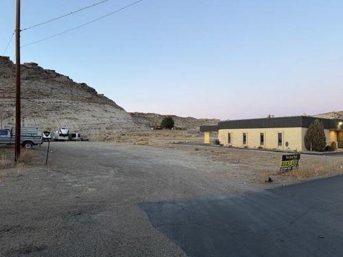 1540 Dewar Dr, Rock Springs, WY, 82901-5706 | Card Image