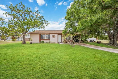 6911 Kenwood Dr, North Port, FL, 34287-5500 | Card Image