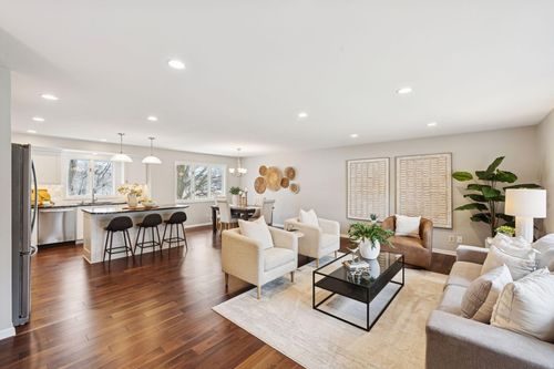 4321 Lancelot Dr, Minnetonka, MN, 55345-2544 | Card Image