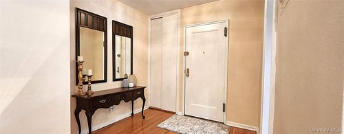 apt-a-54 Lawrence Dr, White Plains, NY, 10603-1505 | Card Image