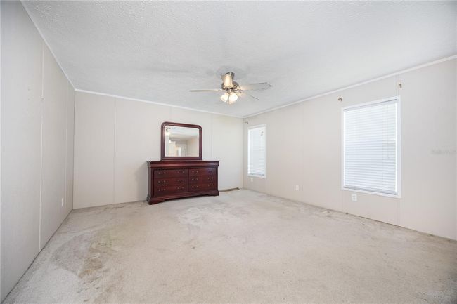 22463 Ne 149 Th St, House other with 3 bedrooms, 2 bathrooms and null parking in Raiford FL | Image 14