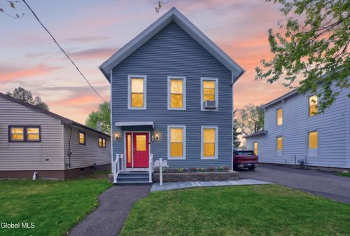 141 2nd St, Waterford, NY, 12188-1926 | Card Image