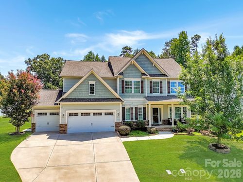 5026 Stonehill Ln, Matthews, NC, 28104-6117 | Card Image