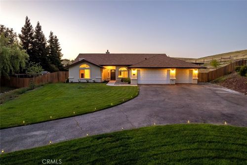 1590 Shiloh Pl, Templeton, CA, 93465 | Card Image