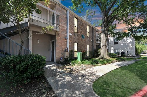 apt-167-7950 N Stadium Dr, Houston, TX, 77030-4420 | Card Image