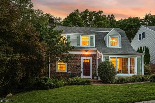 47 Fairview Ave, Glen Rock, NJ, 07452-2511 | Card Image