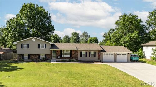 113 Holmes Dr, Sikeston, MO, 63801-4649 | Card Image