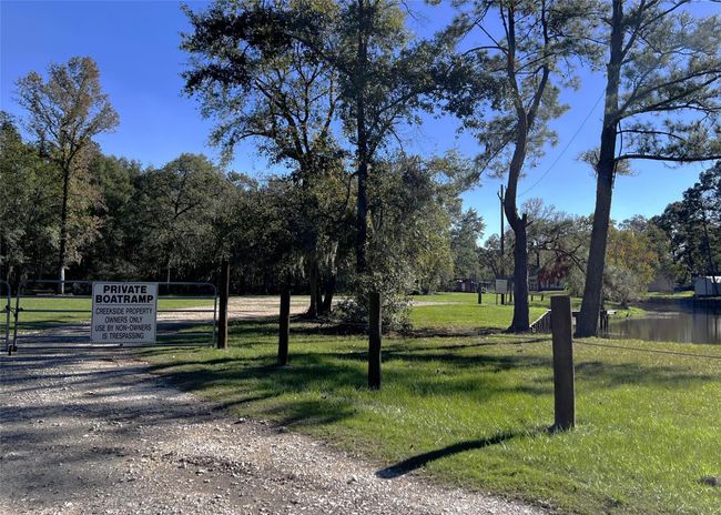 Gated entrance to the private boat launch. | Image 46