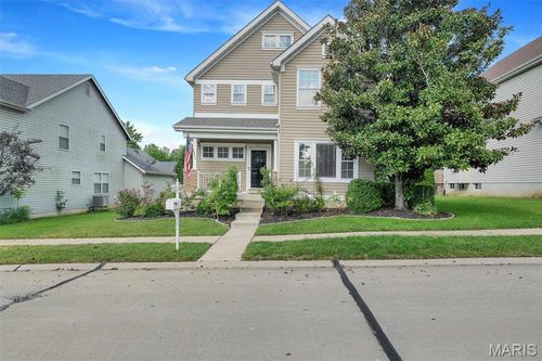 221 Hawksbury Pl, O Fallon, MO, 63368-7674 | Card Image