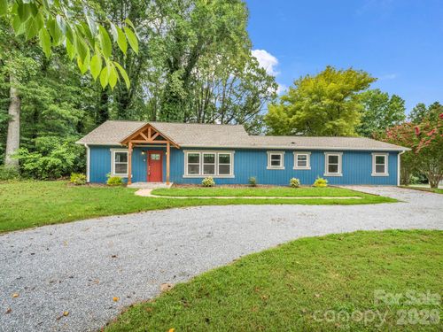 611 Peniel Rd, Columbus, NC, 28722-9495 | Card Image