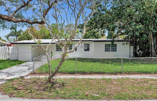 1150 Sw 46th Ave, Plantation, FL, 33317-4820 | Card Image