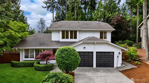 18009 Ne 103rd Ct, Redmond, WA, 98052-3265 | Card Image