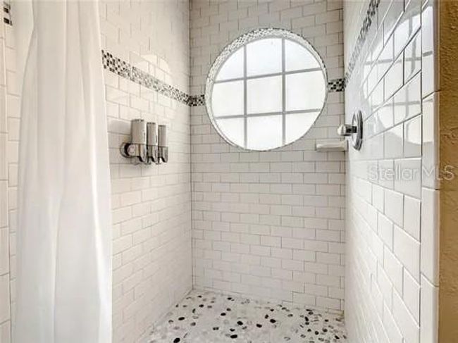 APT-58 - 5006 Laguna Bay Cir, Condo with 2 bedrooms, 2 bathrooms and null parking in KISSIMMEE FL | Image 21