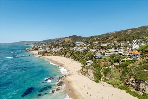 32061 Coast Hwy, Laguna Beach, CA, 92651-6868 | Card Image