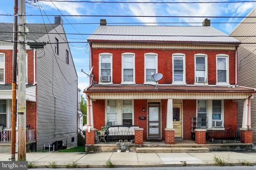 1425 W King St, YORK, PA, 17404-5614 | Card Image