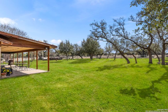 4521 Fm 1283, Home with 3 bedrooms, 2 bathrooms and null parking in Pipe Creek TX | Image 20