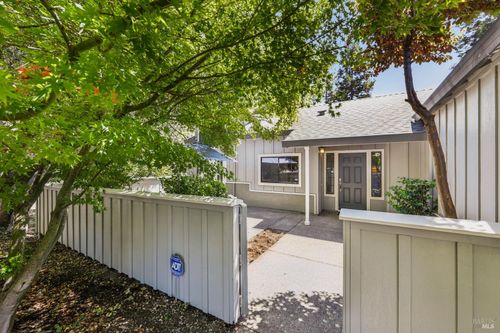 709 Amherst Cir, Sonoma, CA, 95476-4107 | Card Image