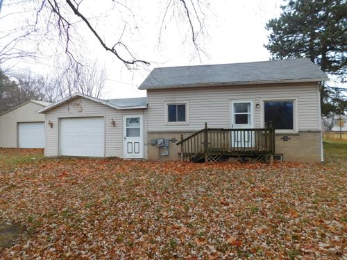 4720 Belding Rd, Belding, MI, 48809-9562 | Card Image