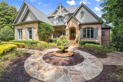 6370 Haddington Ln, Suwanee, GA, 30024-5304 | Card Image